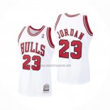 Camiseta Chicago Bulls Michael Jordan NO 23 Mitchell & Ness 1997-98 Blanco