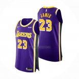 Camiseta Los Angeles Lakers LeBron James NO 23 Statement Autentico Violeta