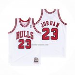 Camiseta Chicago Bulls Michael Jordan NO 23 Hardwood Classics Throwback 1997-98 Blanco